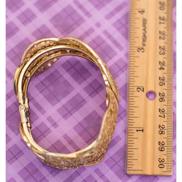 Vintage Fairy Leaves Gold Tone Art Nouveau Hinged Bangle 7 1/2 inch - V2 - Picture 4 of 4